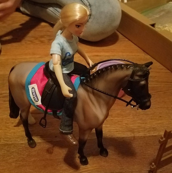 Meet your Posher, Margaret - Picture 1 of 4